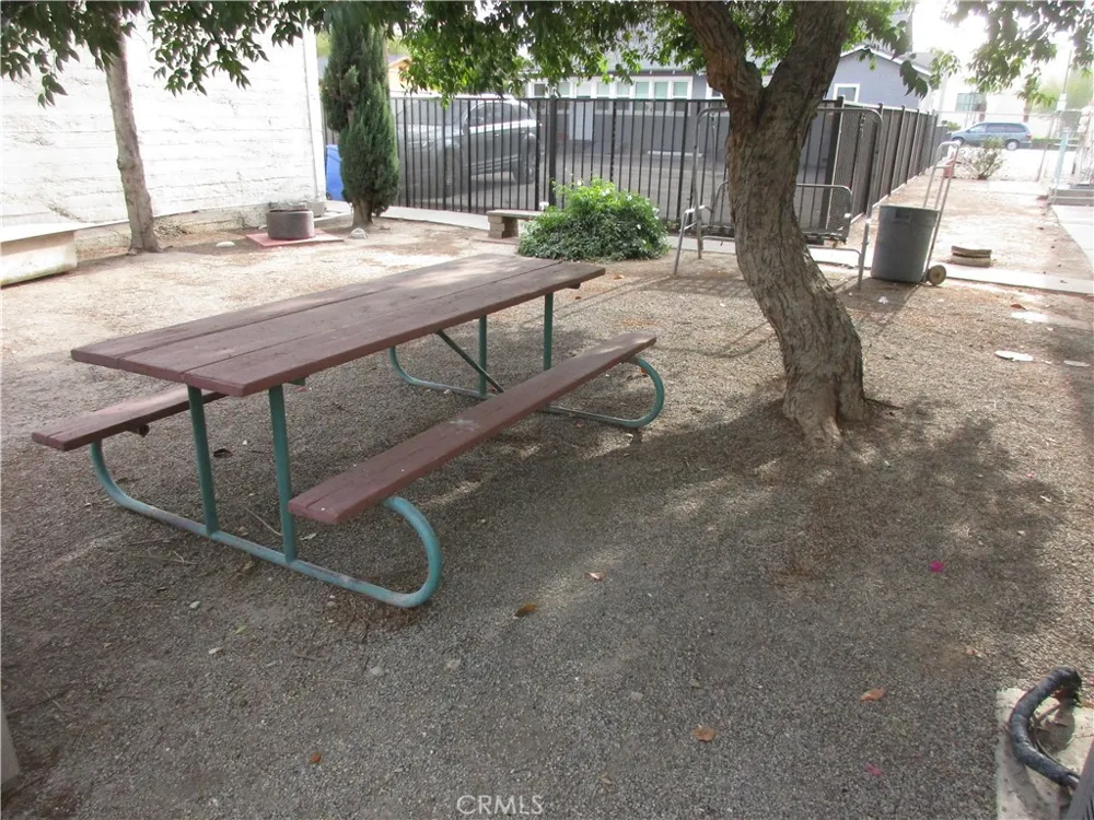 3260 MAIN Riverside, CA 92501