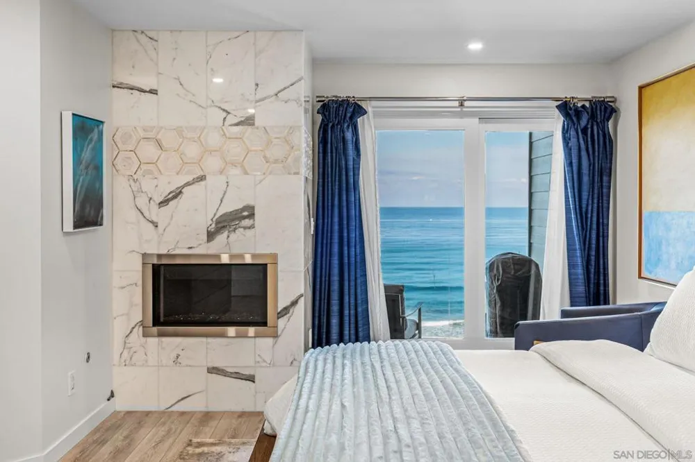 233 S Helix #K Solana Beach, CA 92075