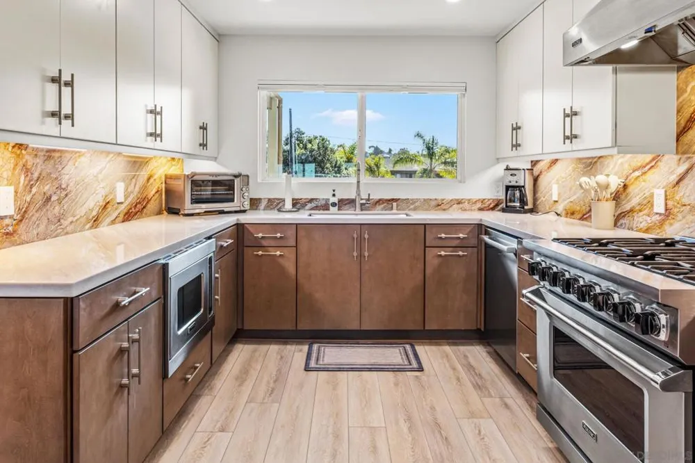 233 S Helix #K Solana Beach, CA 92075