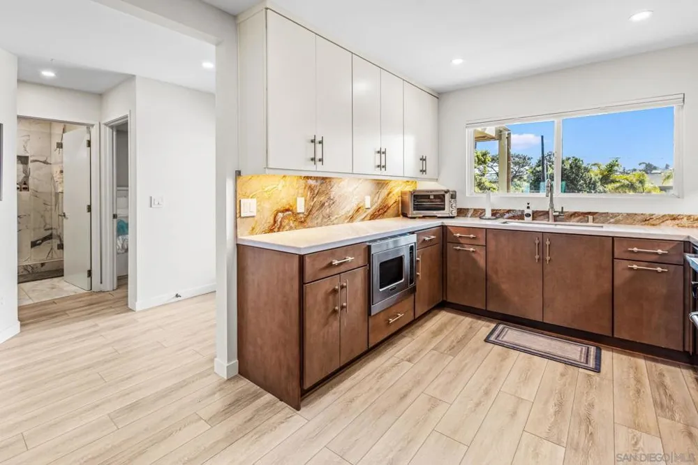 233 S Helix #K Solana Beach, CA 92075