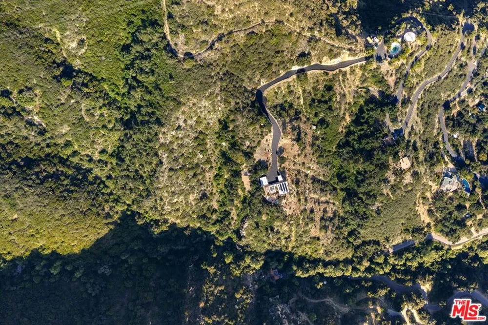 280 W Mountain Drive Santa Barbara, CA 93103