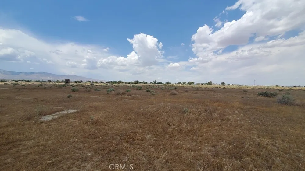 1800 Victor Avenue Mojave, CA 93501