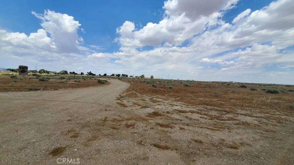 1800 Victor Avenue Mojave, CA 93501