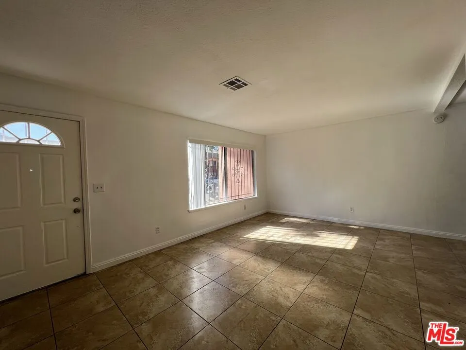418 W Jackson Street Rialto, CA 92376