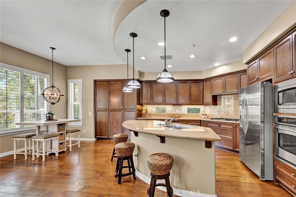 18960 Pelham Yorba Linda, CA 92886