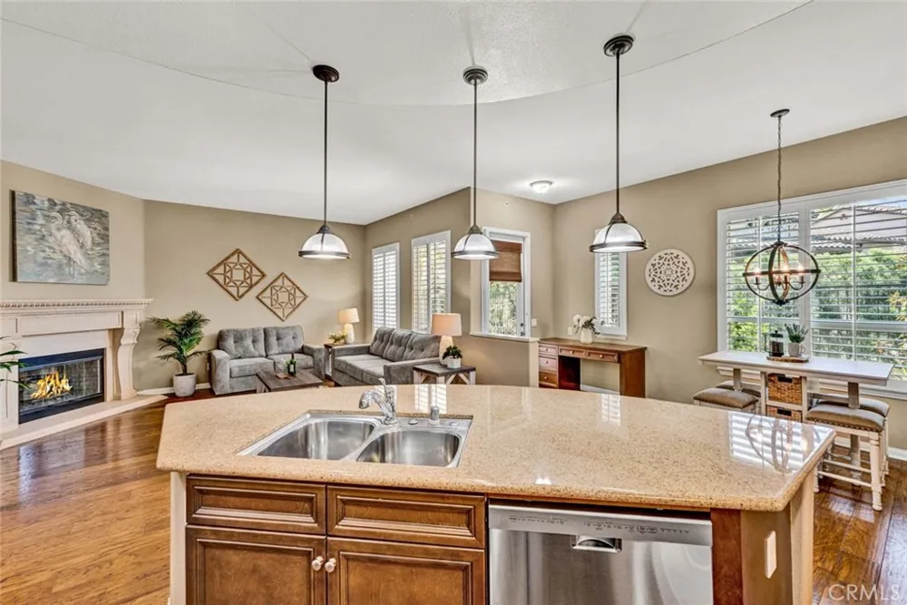 18960 Pelham Yorba Linda, CA 92886