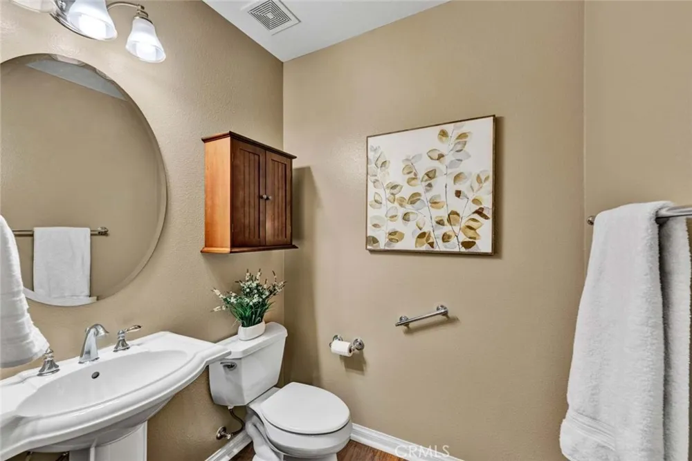 18960 Pelham Yorba Linda, CA 92886