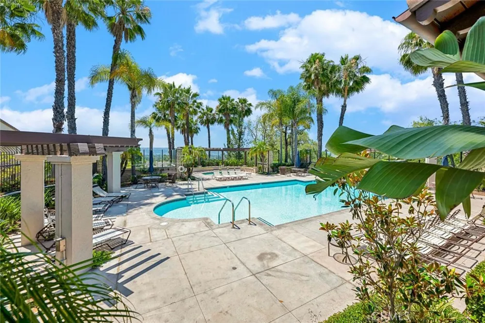 18960 Pelham Yorba Linda, CA 92886