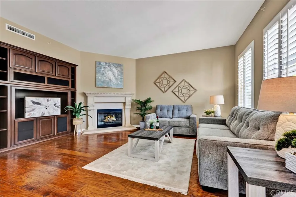 18960 Pelham Yorba Linda, CA 92886