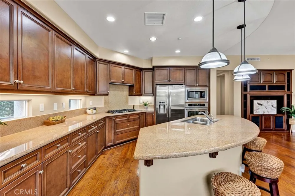 18960 Pelham Yorba Linda, CA 92886