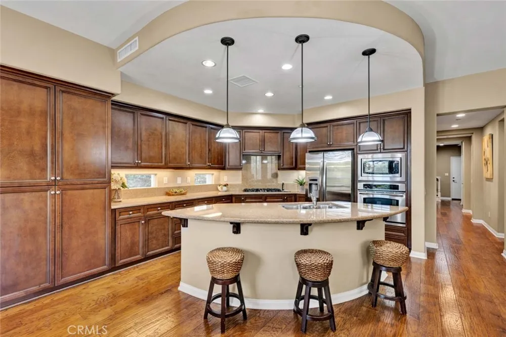 18960 Pelham Yorba Linda, CA 92886