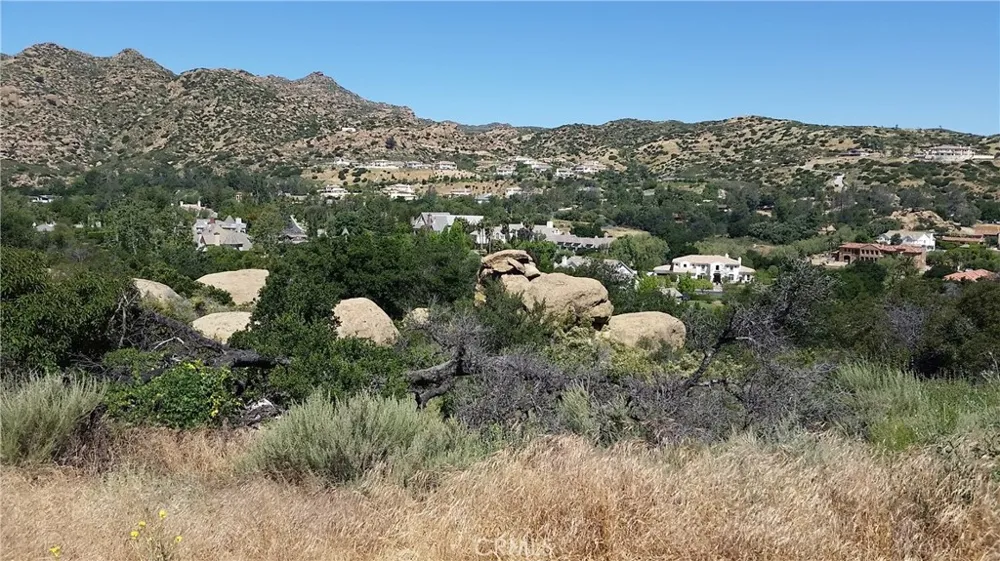 2821-026-003 ROAD Chatsworth, CA 91311