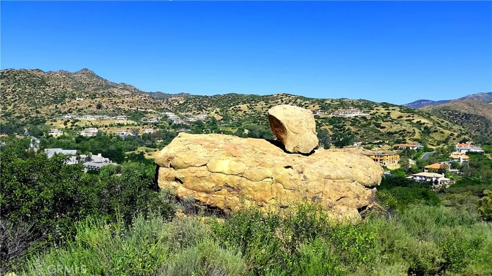 2821-026-003 ROAD Chatsworth, CA 91311