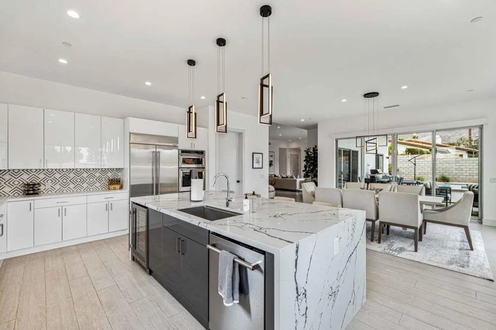 72985 Somera Road Palm Desert, CA 92260