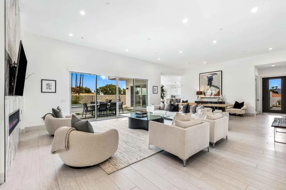 72985 Somera Road Palm Desert, CA 92260