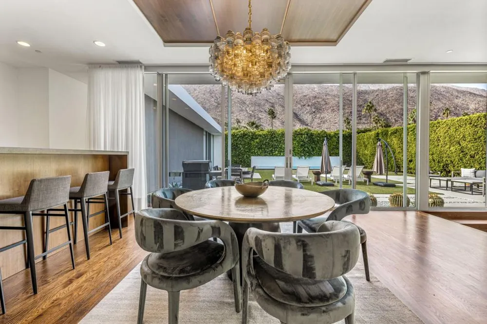 1961 S Palm Canyon Drive Palm Springs, CA 92264