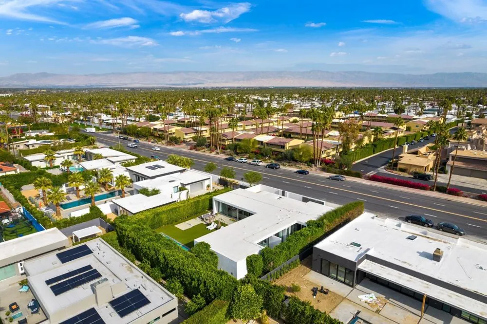 1961 S Palm Canyon Drive Palm Springs, CA 92264