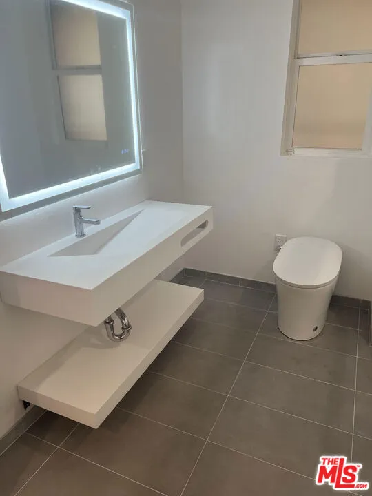 6020 Seabluff Drive #205 Playa Vista, CA 90094