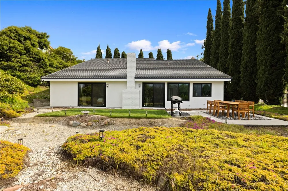 3310 Punta Del Este Hacienda Heights, CA 91745