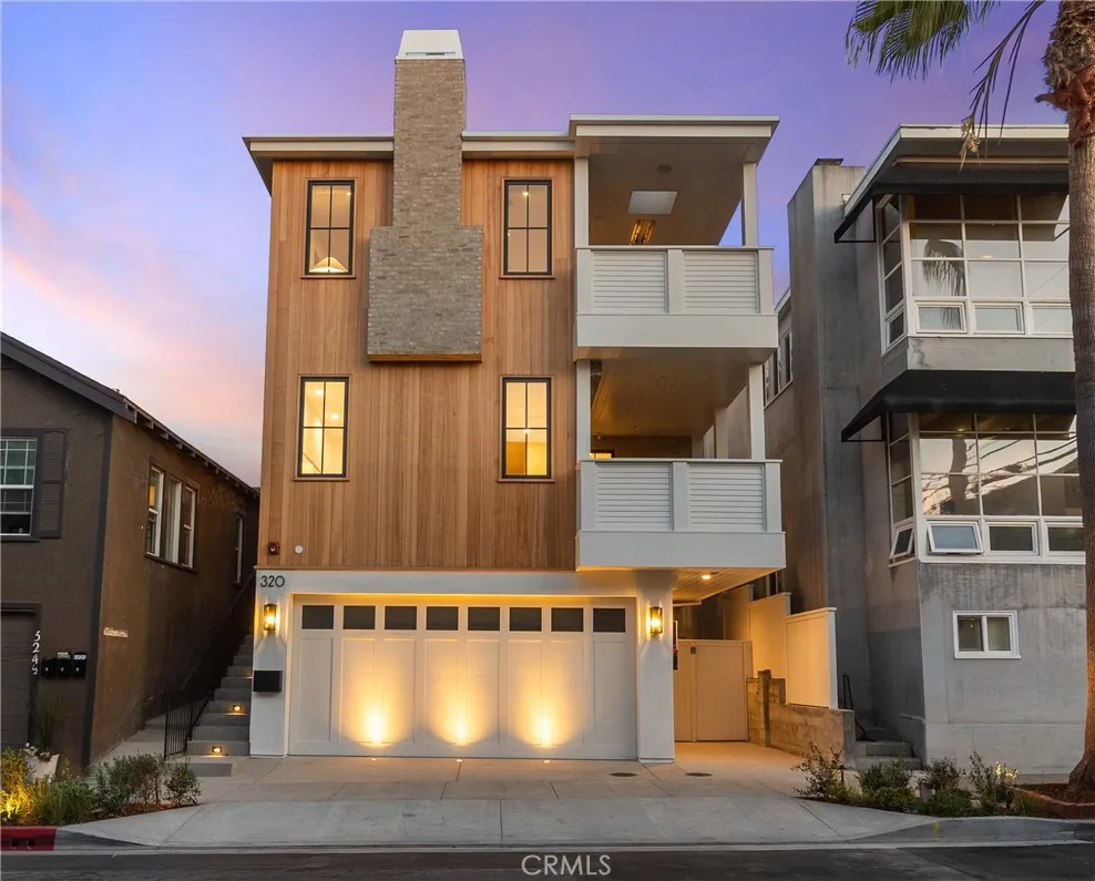 320 1st St Manhattan Beach, CA 90266