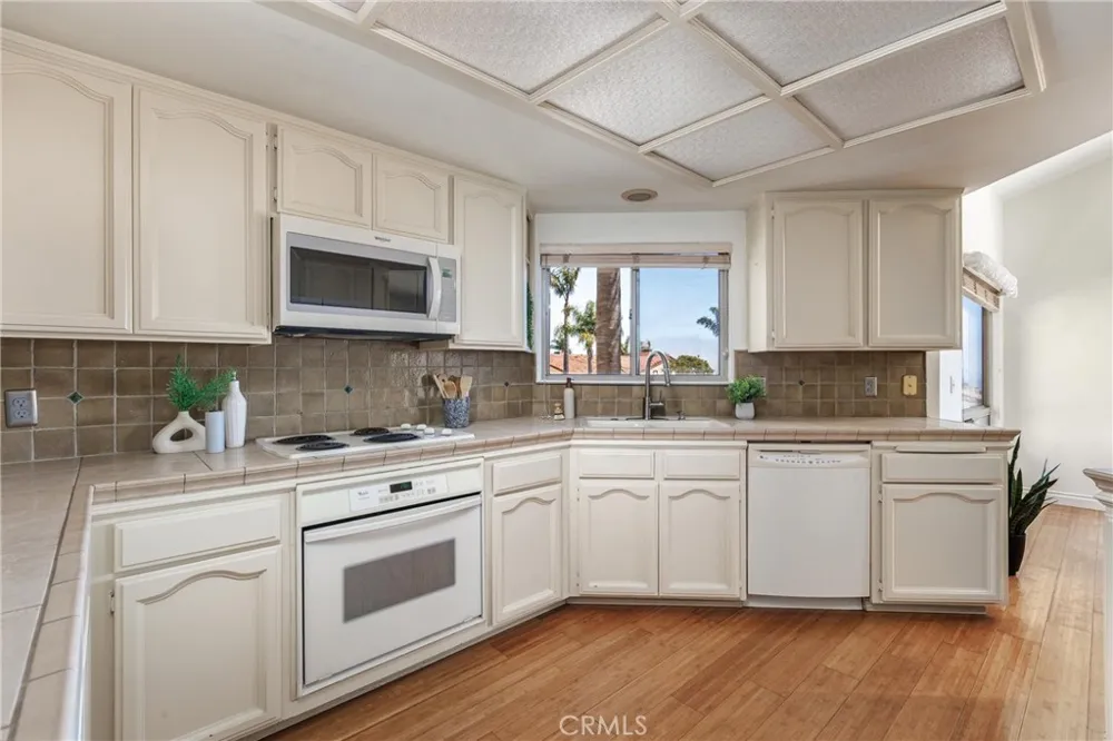 2070 Costa Del Sol Pismo Beach, CA 93449