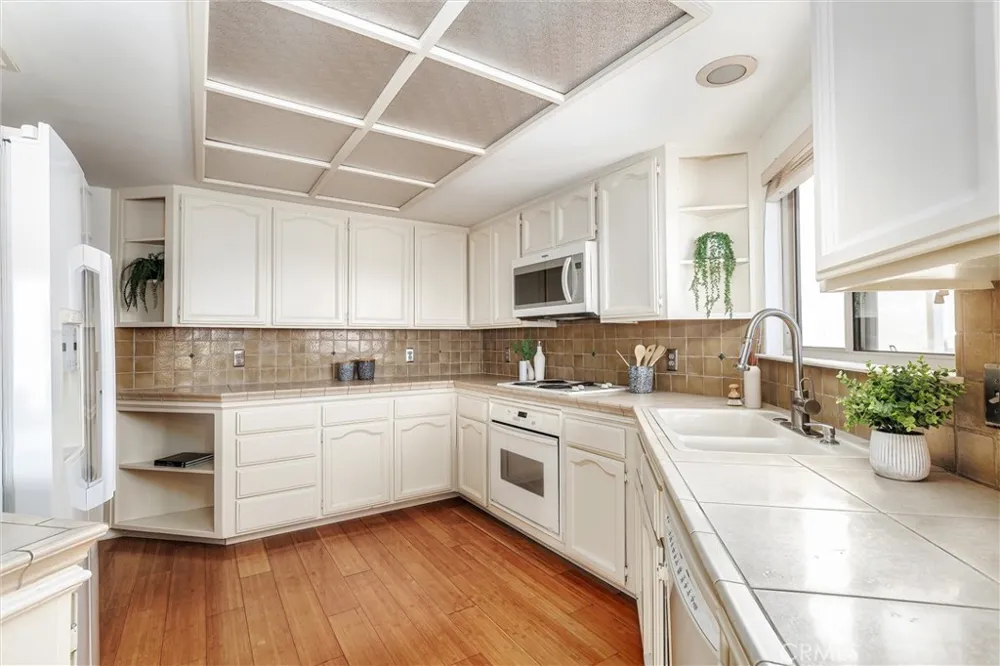 2070 Costa Del Sol Pismo Beach, CA 93449