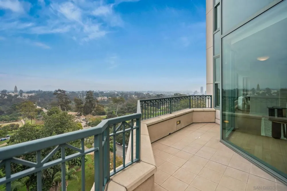 2500 6th Ave. #PH5 San Diego, CA 92103