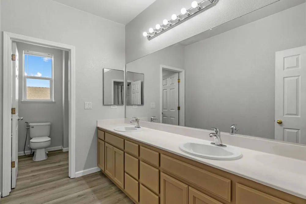 725 Oxalis Drive Newman, CA 95360