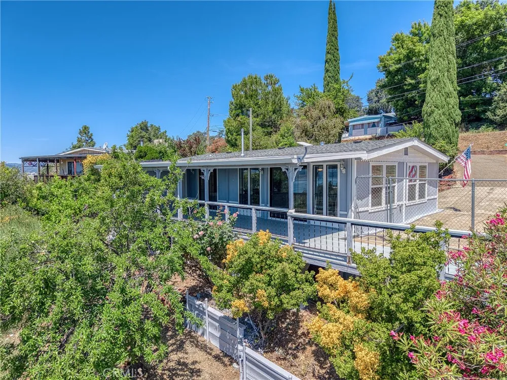 3360 Yuba Street Nice, CA 95464