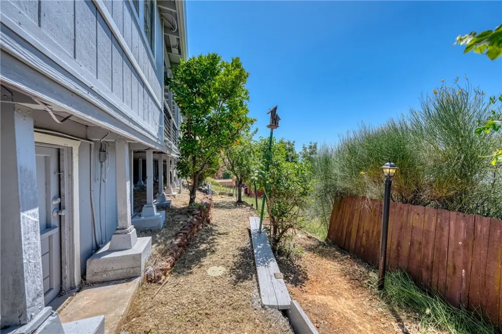 3360 Yuba Street Nice, CA 95464