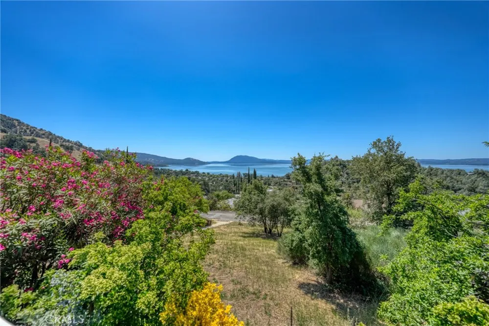 3360 Yuba Street Nice, CA 95464