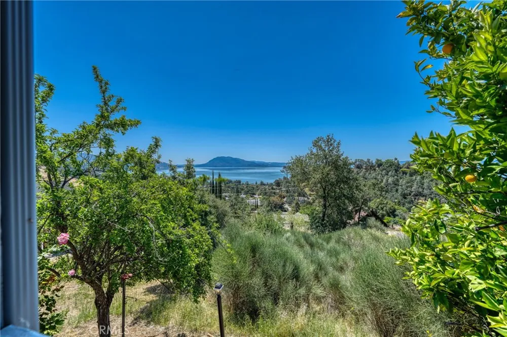 3360 Yuba Street Nice, CA 95464