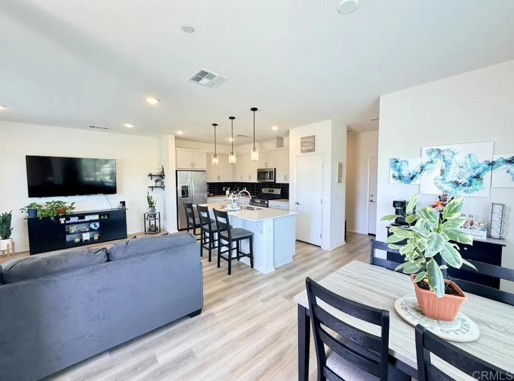 35104 CROP PLACE Fallbrook, CA 92028