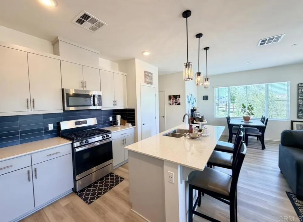 35104 CROP PLACE Fallbrook, CA 92028