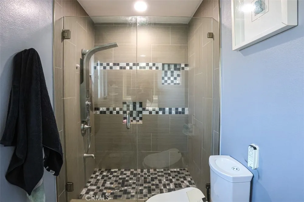 5781 Westmoreland Circle Westminster, CA 92683