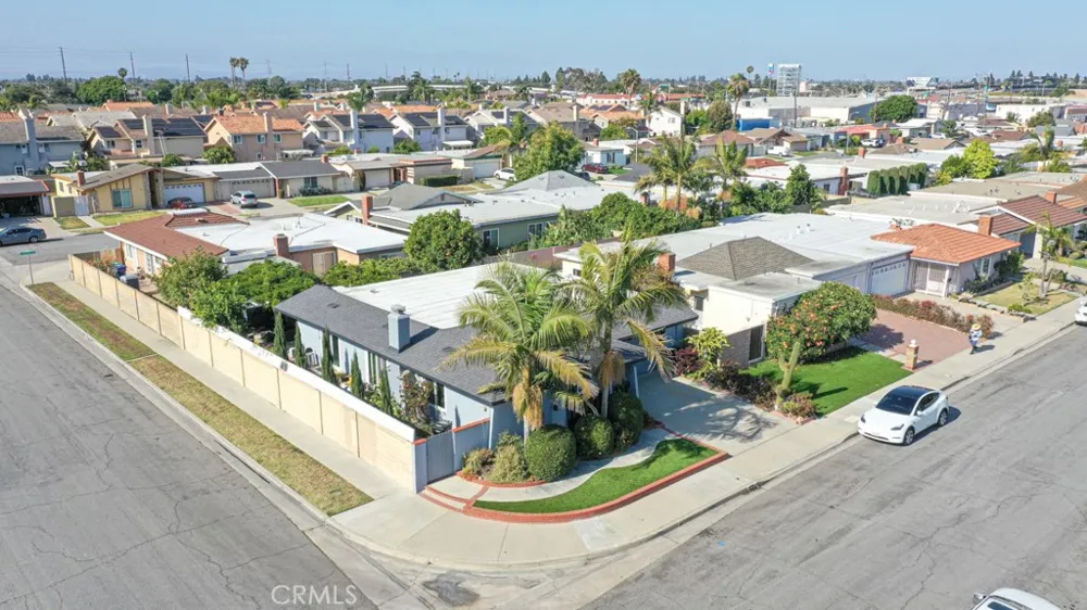 5781 Westmoreland Circle Westminster, CA 92683