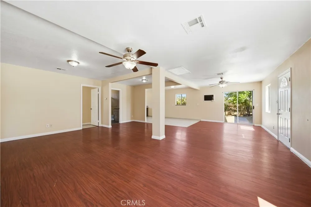 12537 E Avenue V-12 Pearblossom, CA 93553