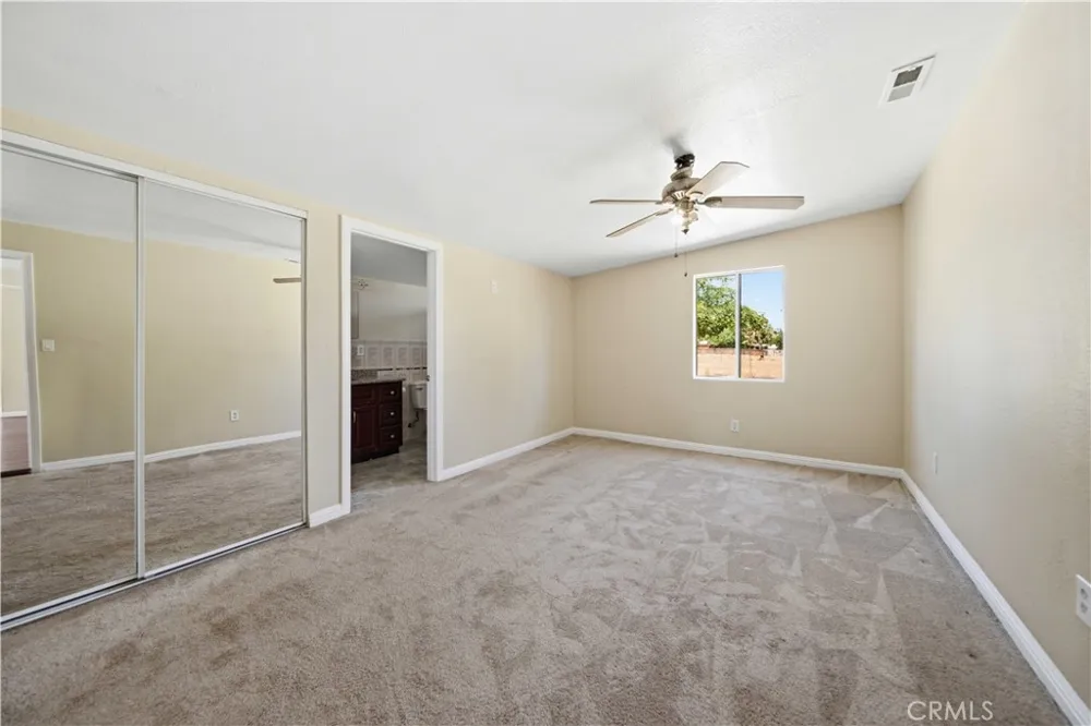 12537 E Avenue V-12 Pearblossom, CA 93553