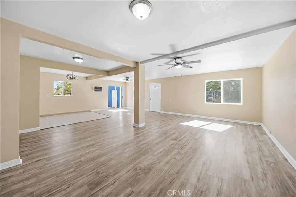 12537 E Avenue V-12 Pearblossom, CA 93553