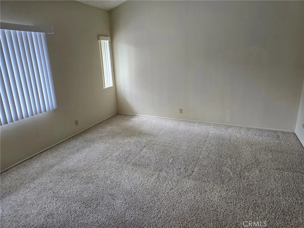 18153 Andrea Circle #4 Northridge, CA 91325