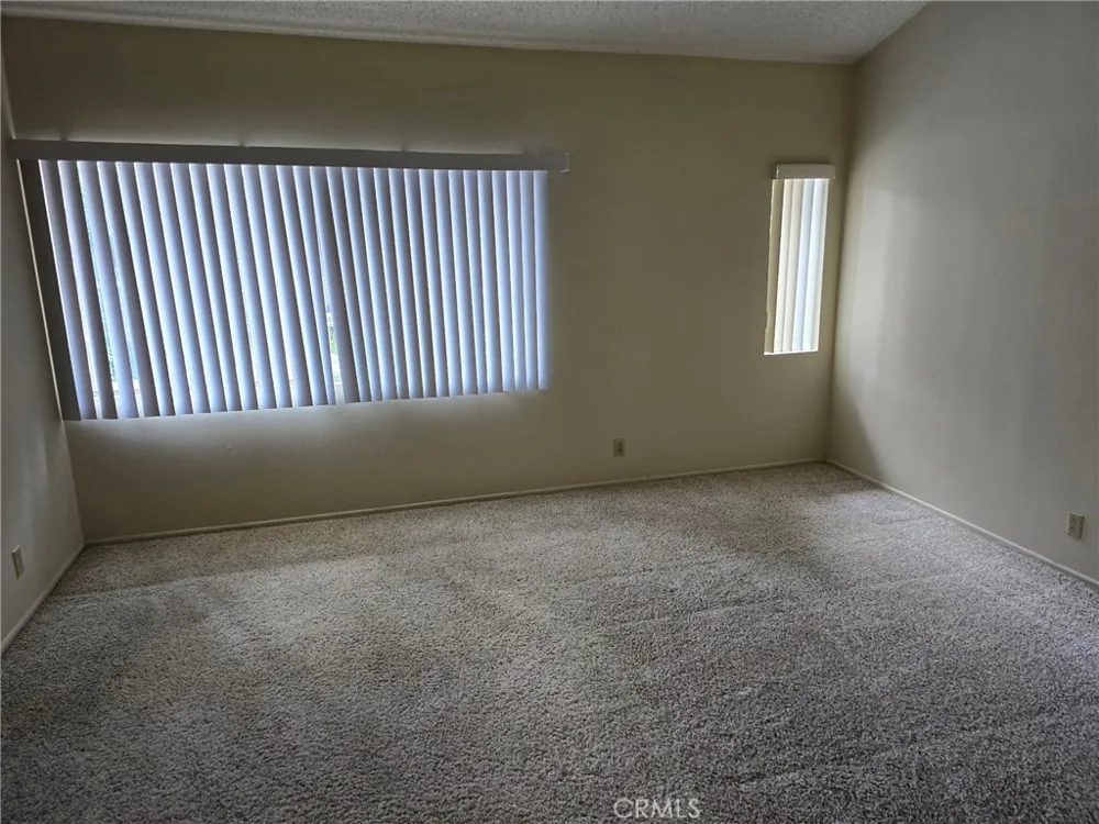 18153 Andrea Circle #4 Northridge, CA 91325