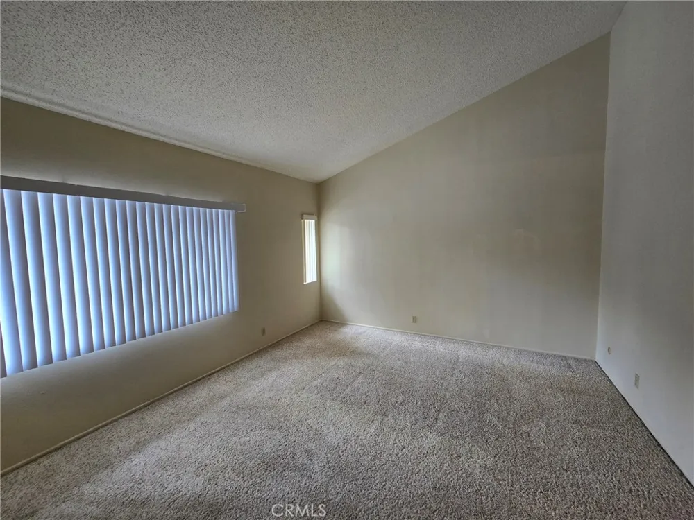 18153 Andrea Circle #4 Northridge, CA 91325