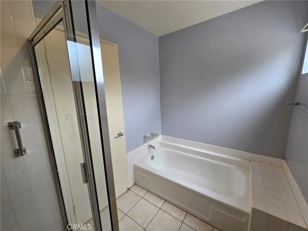 18153 Andrea Circle #4 Northridge, CA 91325