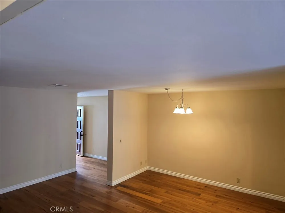 18153 Andrea Circle #4 Northridge, CA 91325