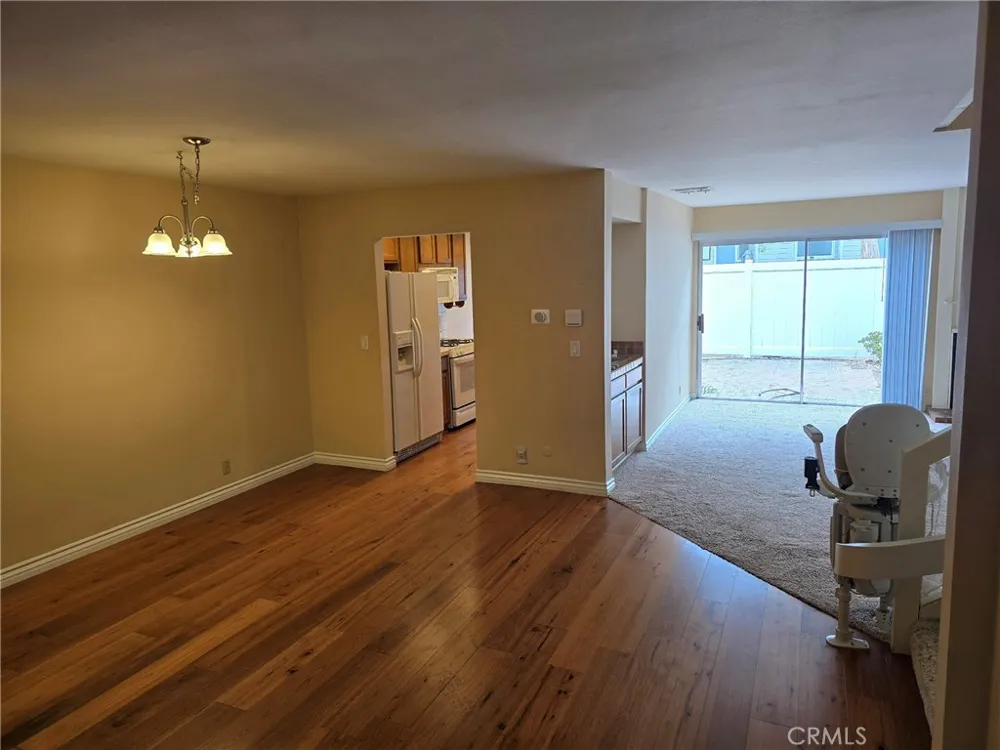 18153 Andrea Circle #4 Northridge, CA 91325