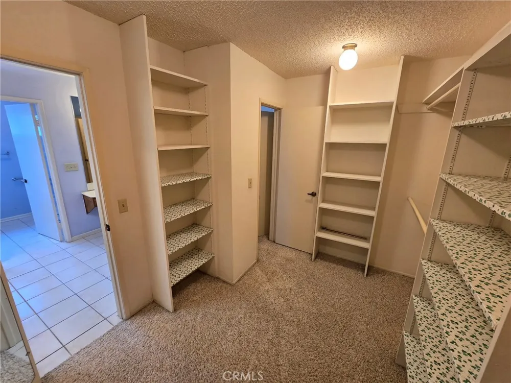 18153 Andrea Circle #4 Northridge, CA 91325