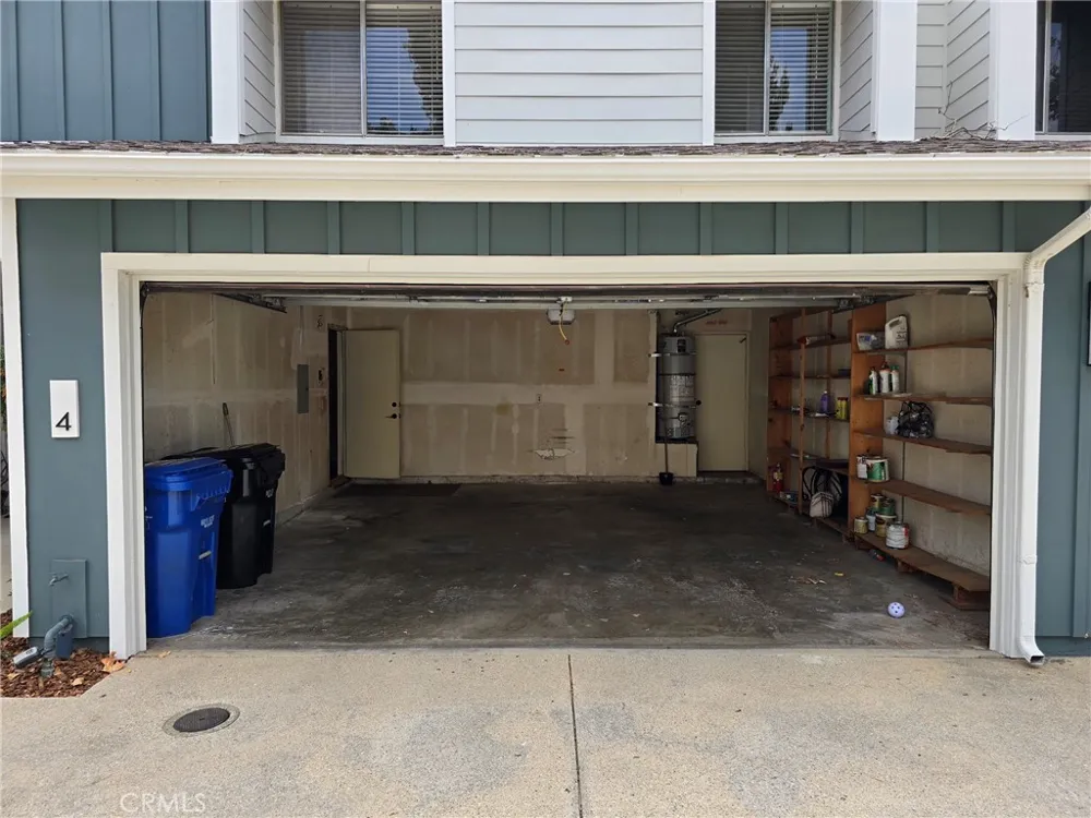 18153 Andrea Circle #4 Northridge, CA 91325