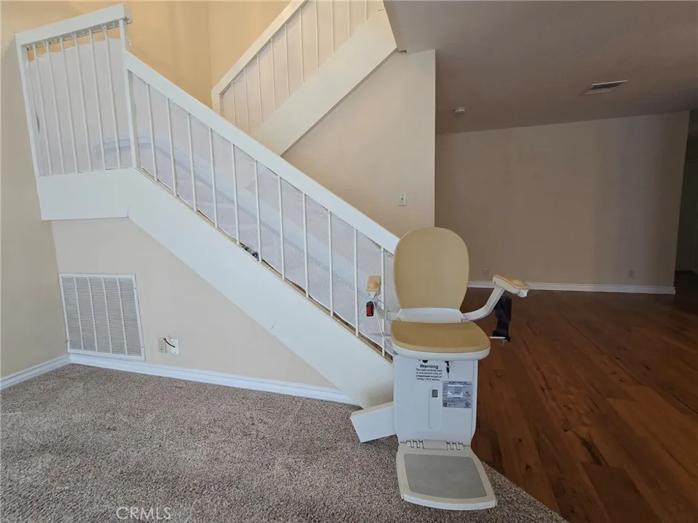 18153 Andrea Circle #4 Northridge, CA 91325
