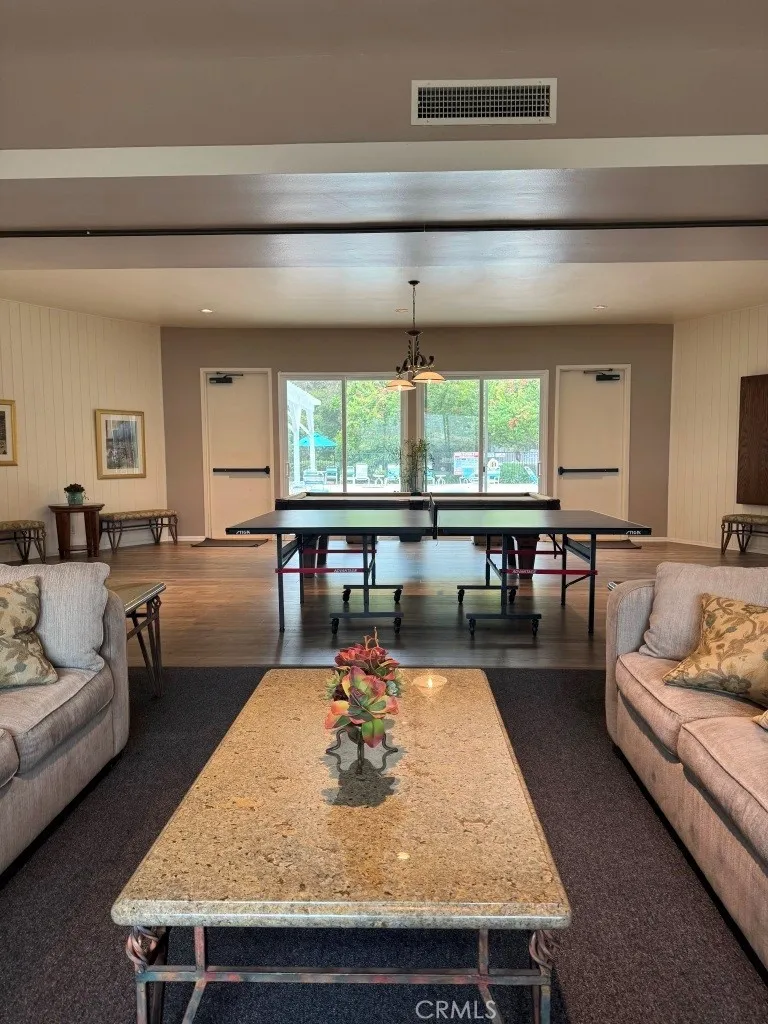 18153 Andrea Circle #4 Northridge, CA 91325