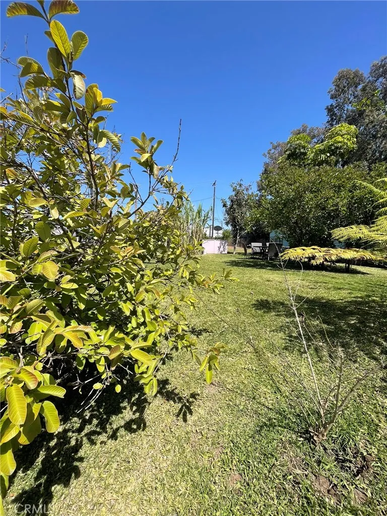 2410 Florida Huntington Beach, CA 92648
